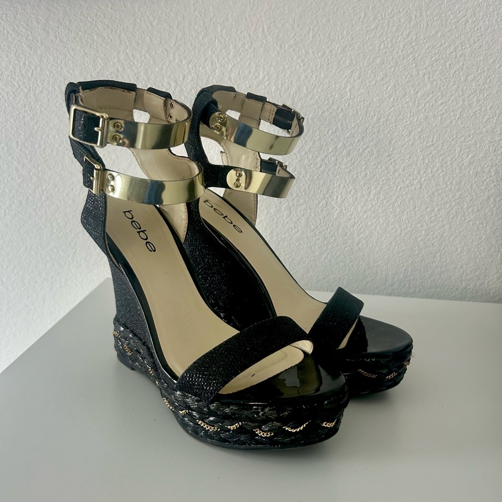Heels from bebe, size 6.5, comfortable to walk in, high heels, sparkly